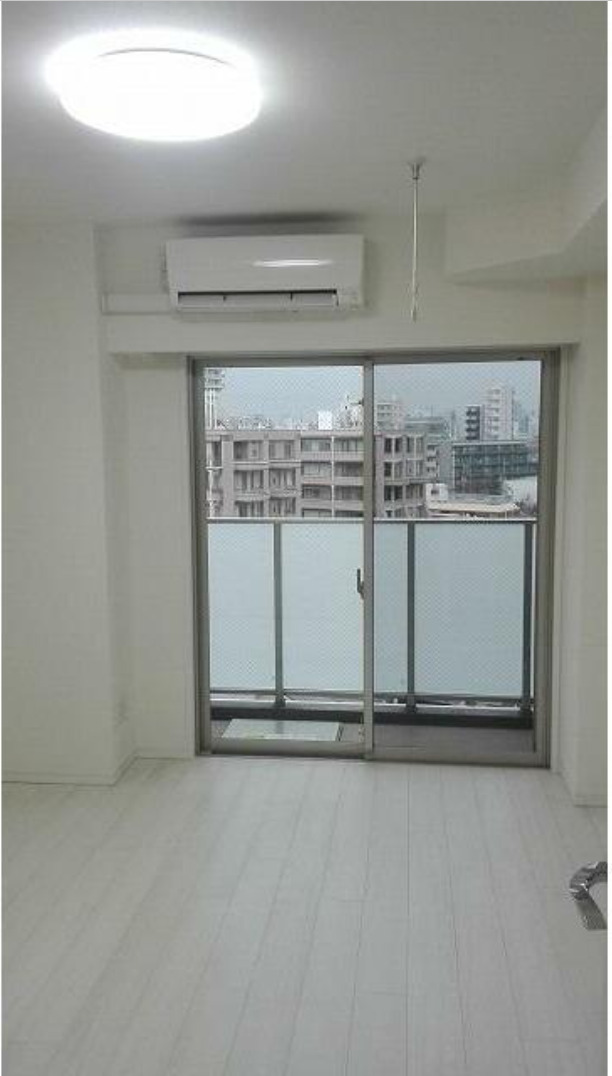 居室・リビング　6.8帖のお部屋です。