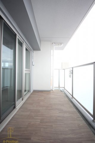 バルコニー　OPUS RESIDENCE SHINSAIBASHISOU