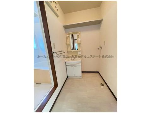 洗面設備　広い！広い！脱衣場で！お洗濯らくらく！ルンルン♪