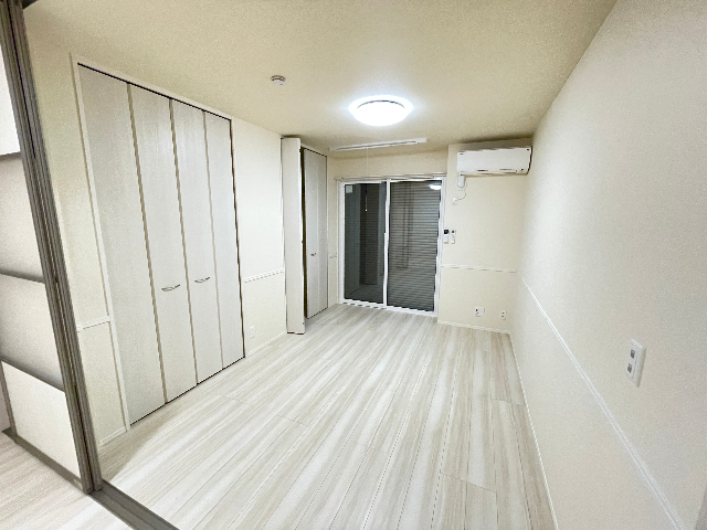 その他部屋・スペース　リビング横の洋室です