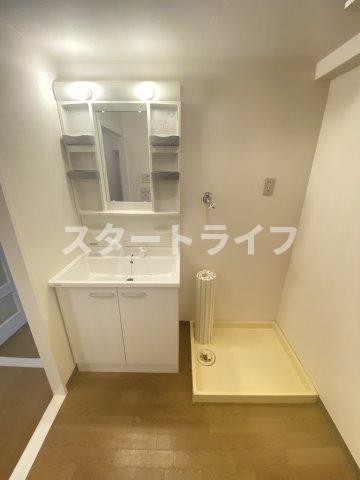 洗面設備　リフォーム中