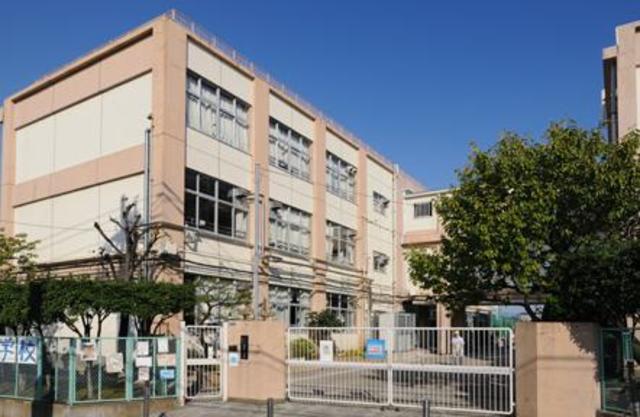 小学校　大田区立梅田小学校（小学校）まで568m