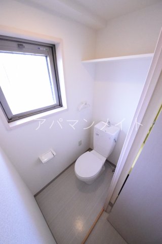 トイレ　清潔感のあるトイレです