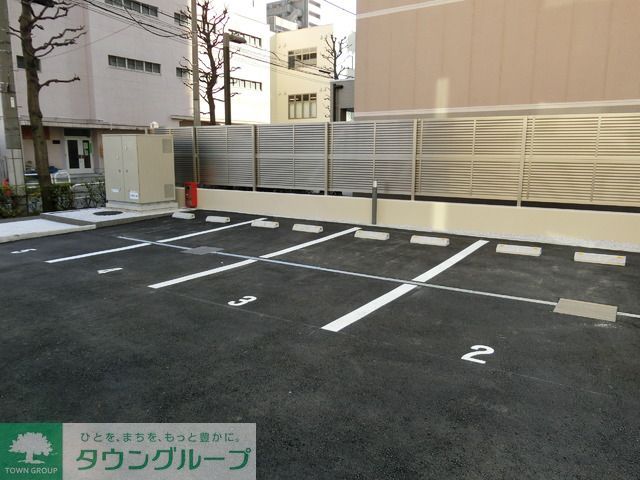 駐車場　2015年3月撮影