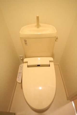 トイレ　（別タイプ参考写真）スペランツァ　豊島区駒込3