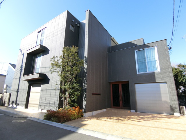 建物外観　耐震構造の旭化成へーベルメゾン