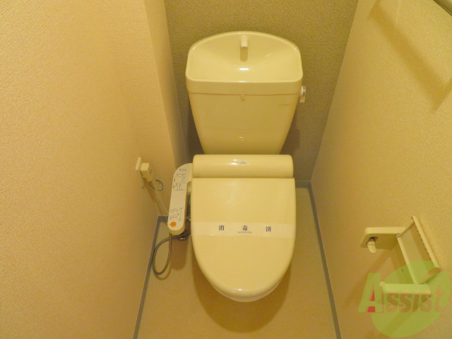 トイレ　ウォシュレット付きのトイレです。シャワートイレは日本の宝。