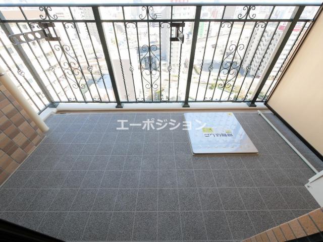 バルコニー　Luxe難波西II