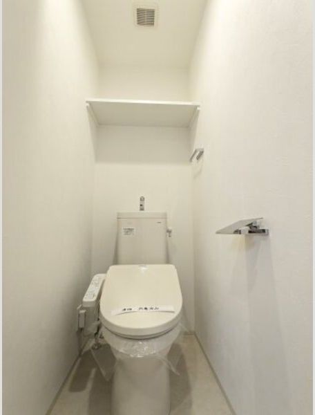 トイレ　トイレもきれいです