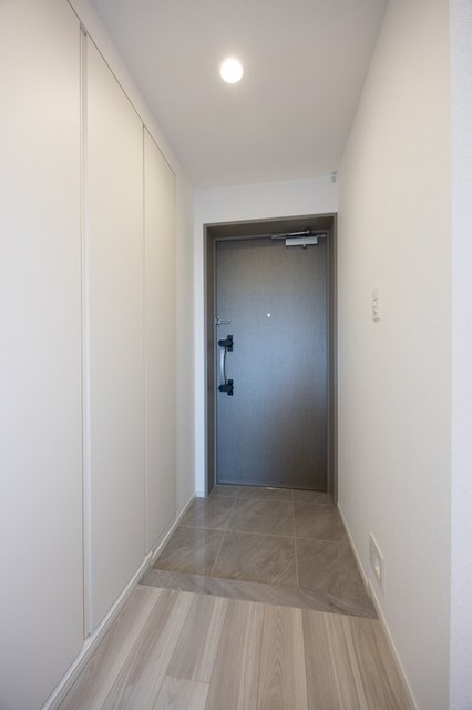 玄関　※写真は同タイプ住戸です。