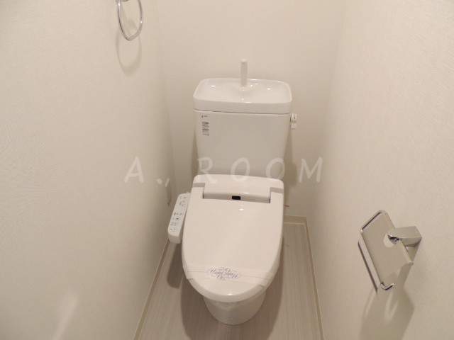 アドバンス西梅田3エミネンスのトイレ写真