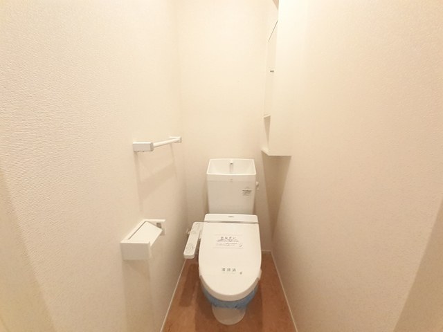 トイレ　清潔感のあるトイレです。