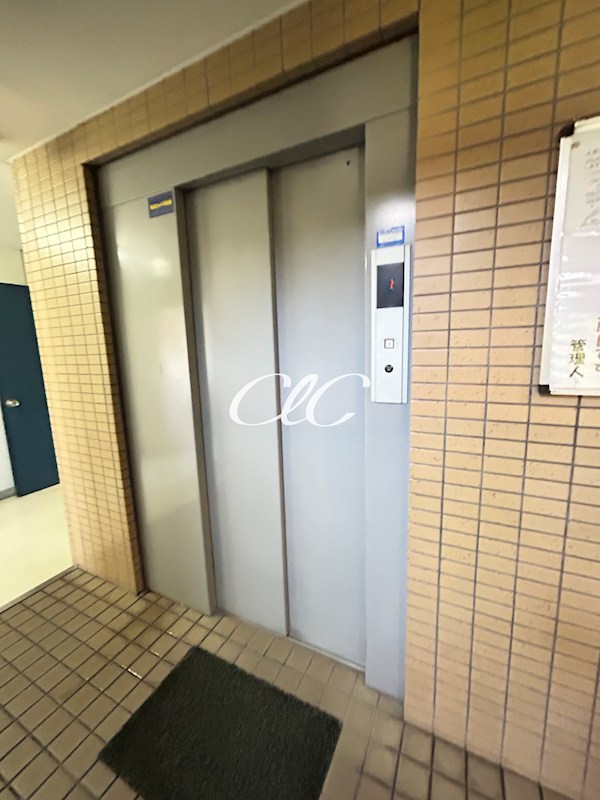 都営新宿線 瑞江駅 徒歩6分 5階建 築35年の外観写真