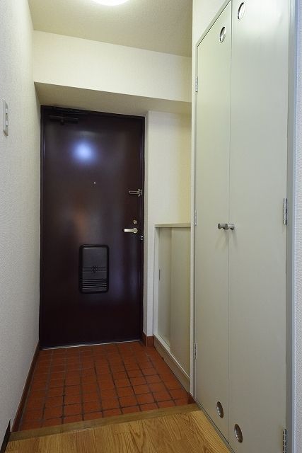 玄関　★シューズボックス付きの玄関です★