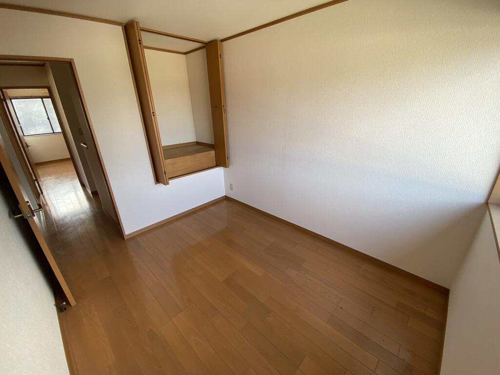 正建ハイツ野間の居間写真
