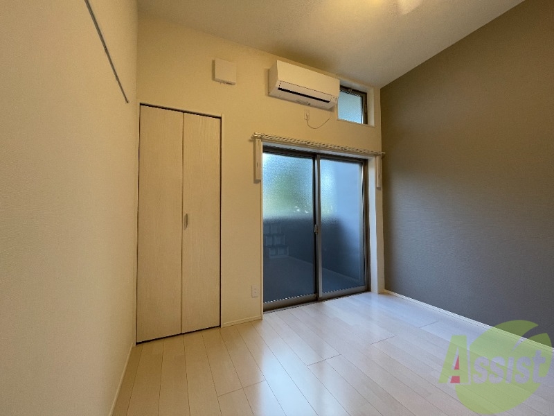 居室・リビング　白基調のお部屋は、部屋が明るく広く感じますね。