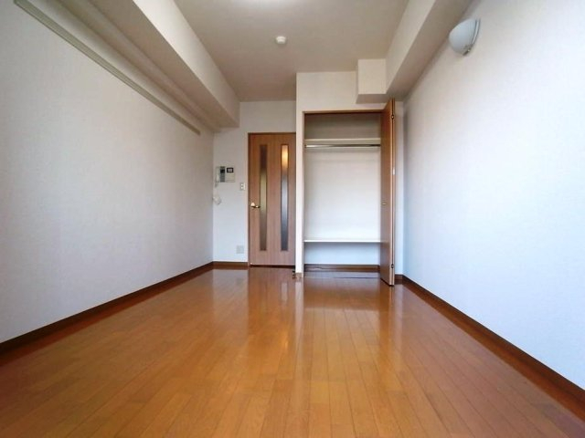 居室・リビング　きれいなお部屋です