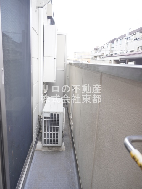 バルコニー　バルコニー付！お天気のいい日は洗濯物も気持ちよく干せますね！