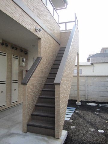 エントランス　階段