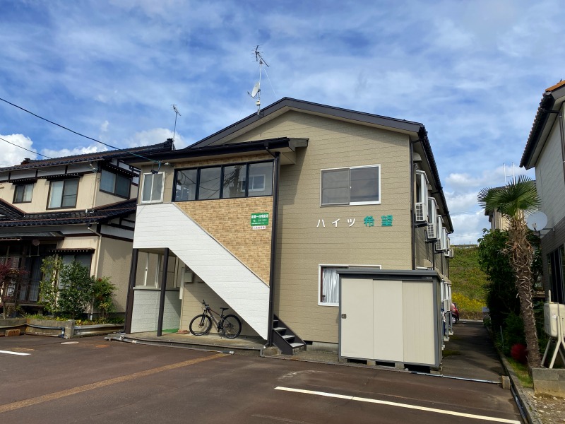 建物外観　ｒ2．10外壁工事完了