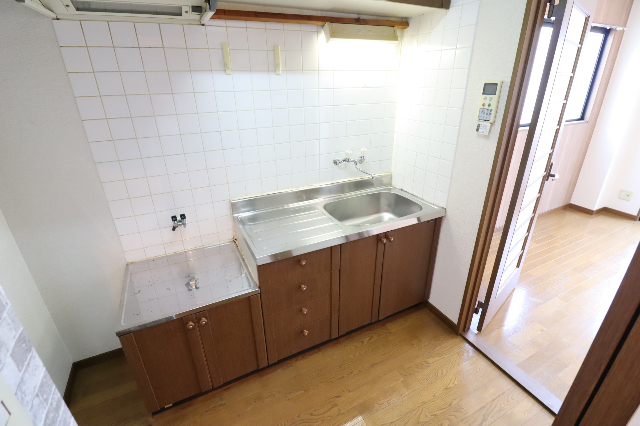 キッチン　ガスコンロ設置可能