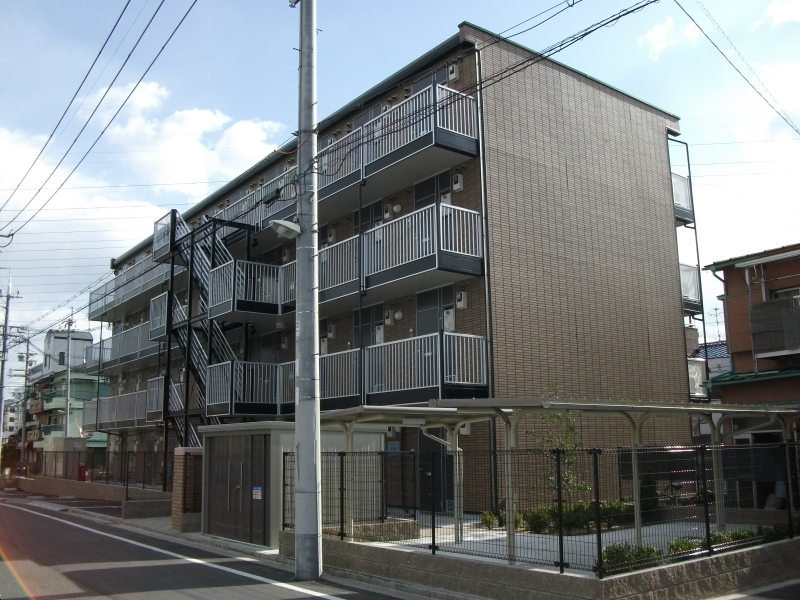 高槻市春日町のマンションの建物外観