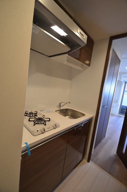 地下鉄海岸線 みなと元町駅 徒歩2分 15階建 築7年のキッチン写真