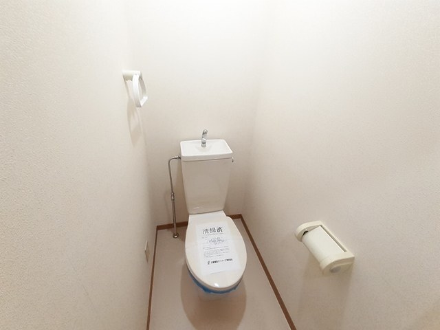 【カンパ－ナＣのトイレ】