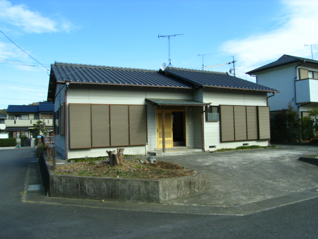 中野台戸建(勝地邸)の建物外観