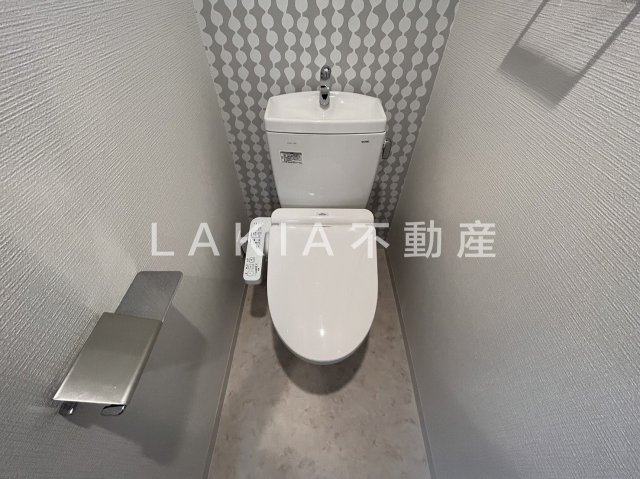 【エスリードレジデンス大阪ウエストコートのトイレ】