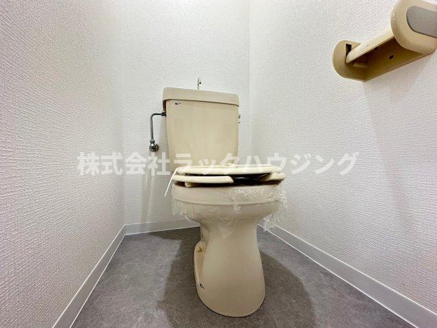 【門真市垣内町のマンションのトイレ】