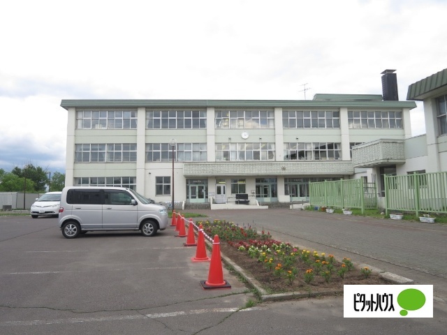 【旭川市金星町のアパートの小学校】