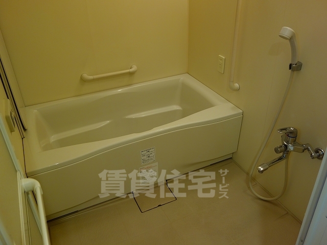 【名古屋市中区新栄のマンションのバス・シャワールーム】
