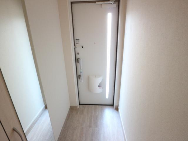 玄関　落ち着いた玄関です