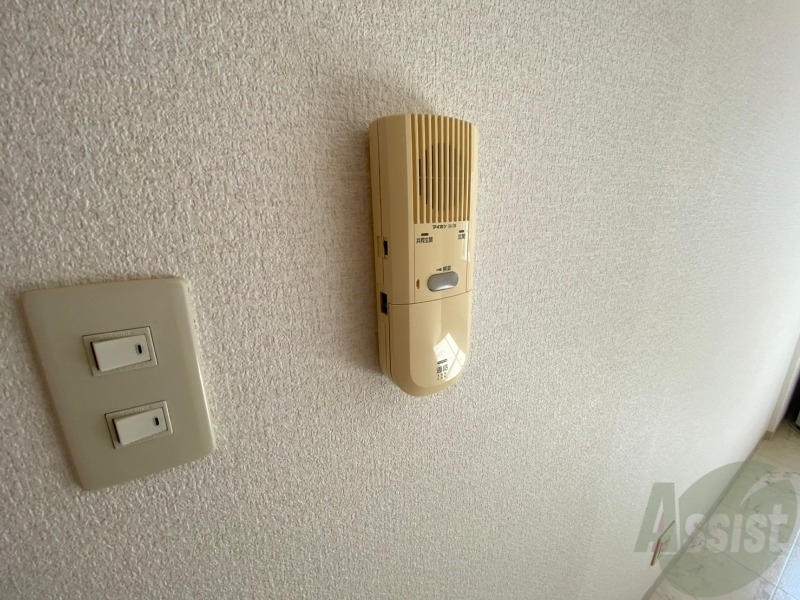 セキュリティ　インターホンは通話ができるので急な訪問があっても安心です。