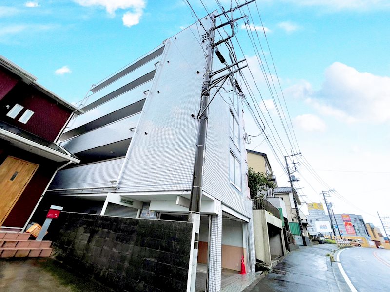 代官アートハウスの建物外観