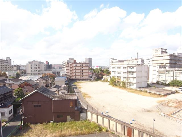 【ルポ県庁口の収納】