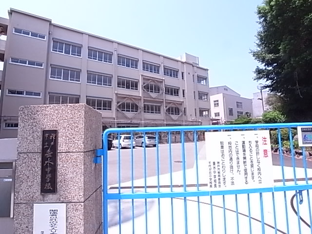 【グレイスヒル垂水の中学校】