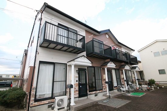 ＤＵＰＬＥＸ 国王２３０Ａの建物外観