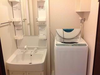 洗面設備　独立洗面台です！家電はメーカーにより異なります。