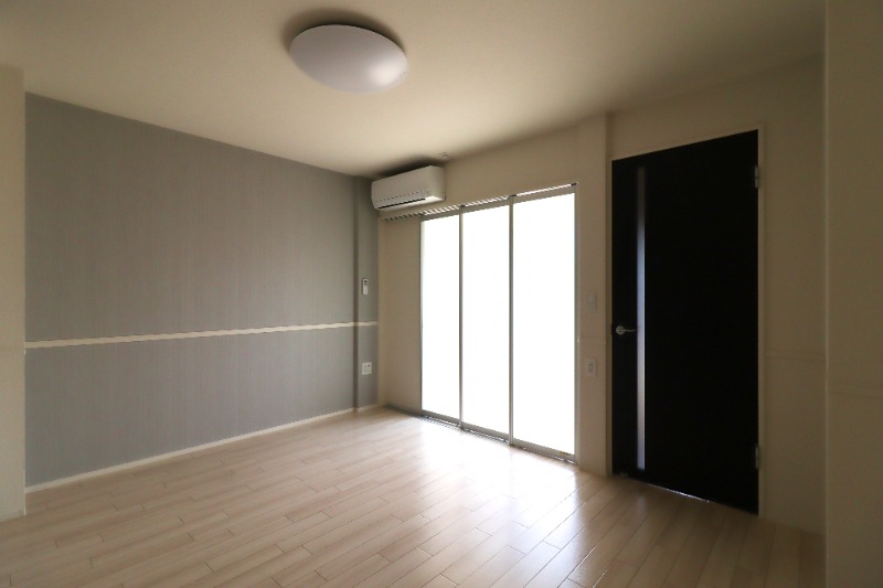 居室・リビング　図面と現状に相違がある場合には現状を優先