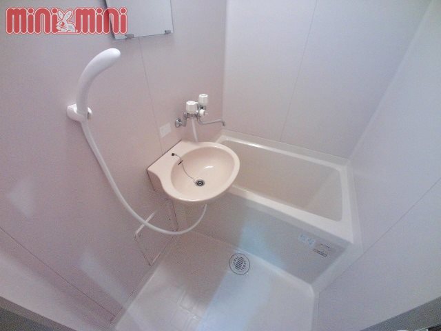 バス・シャワールーム　バスルーム