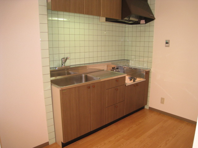 キッチン　※写真は別のお部屋です。現況を優先させて頂きます。