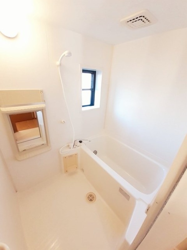 バス・シャワールーム　図面と現状に相違がある場合には現状を優先