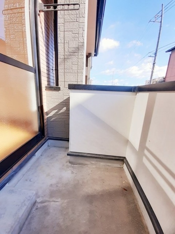 バルコニー　図面と現状に相違がある場合には現状を優先