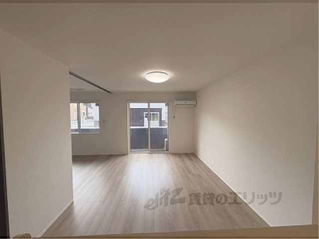 居室・リビング　リビング