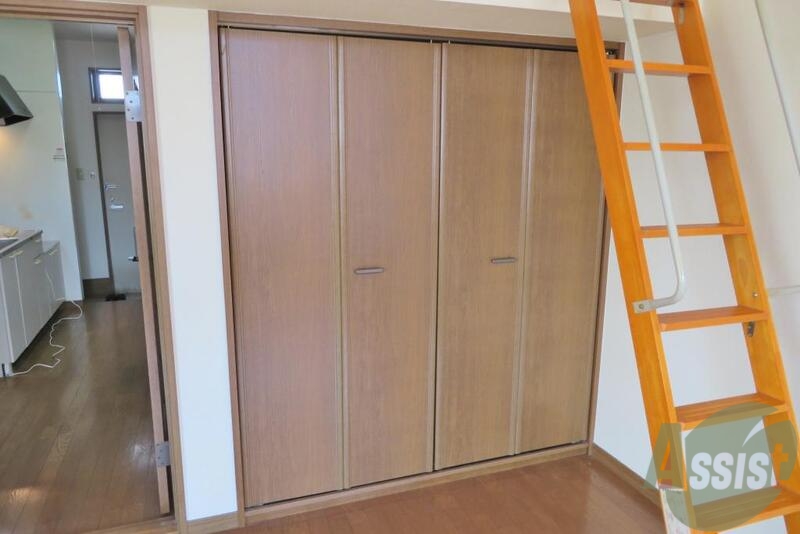 収納　気になる収納はこちらです。広さがありそうですね。