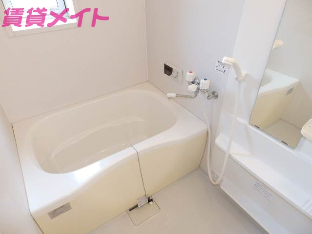 バス・シャワールーム　同物件別室写真