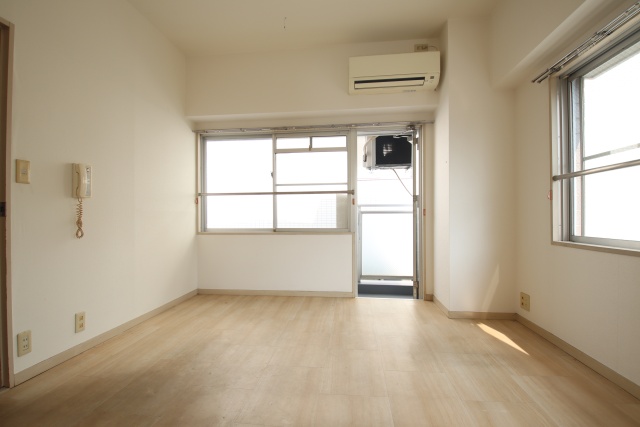 居室・リビング　※参考写真です。現状優先となります。