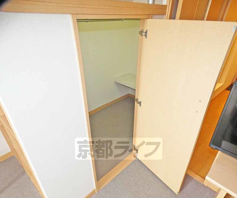 収納　広々とした収納スペースです